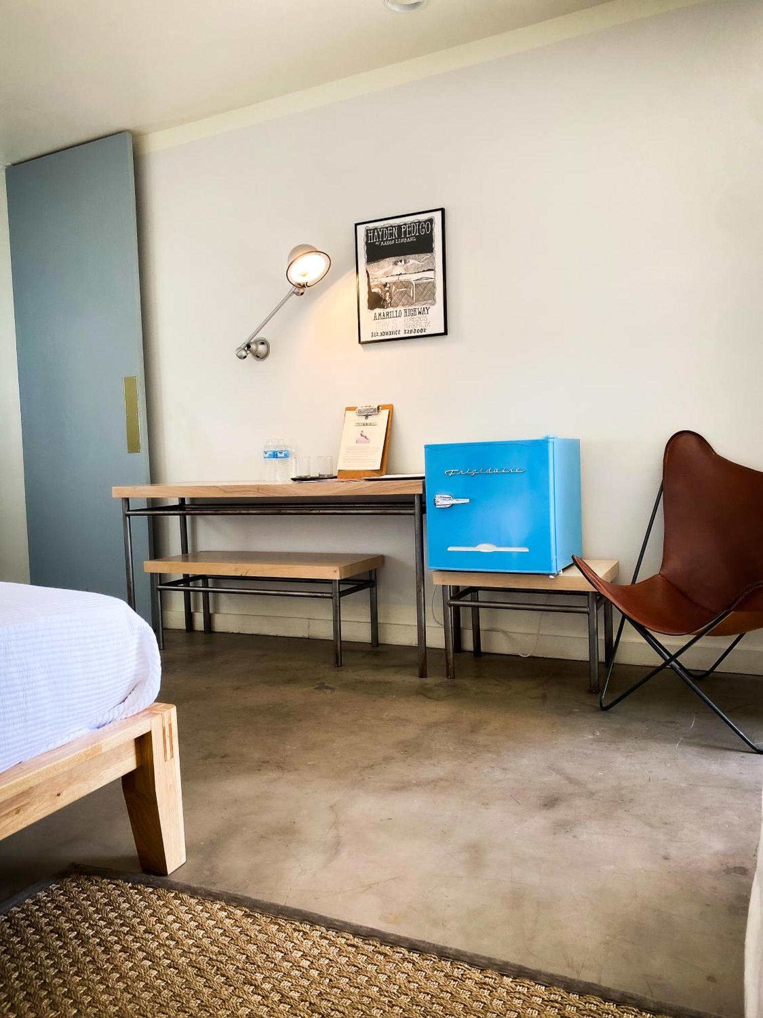 Thunderbird Hotel Marfa Dış mekan fotoğraf